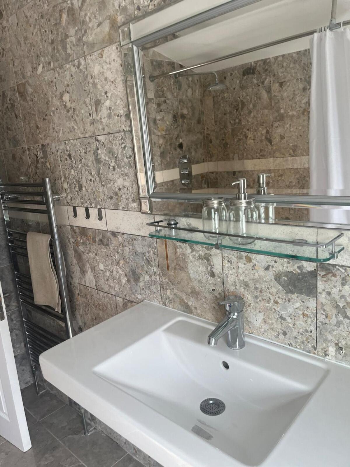 City Reach Retreat Spacious 4Bed House Startford Maryland Great Transport Links London Exteriör bild